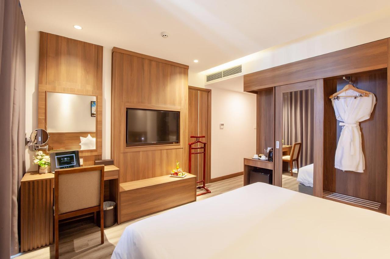 Merlot Hotel Nha Trang Exterior foto
